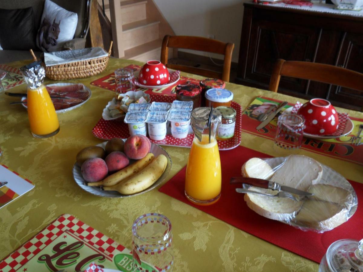Chambres Et Table D'Hotes Du Pere Boussenac Экстерьер фото